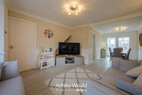 2 bedroom semi-detached house for sale, Collins Close, Birmingham B32