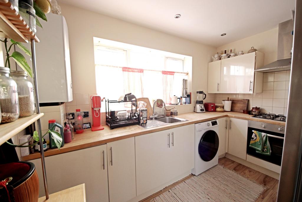 Kitchen 2