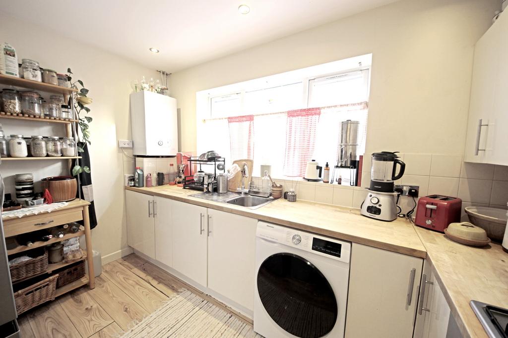 Kitchen 3