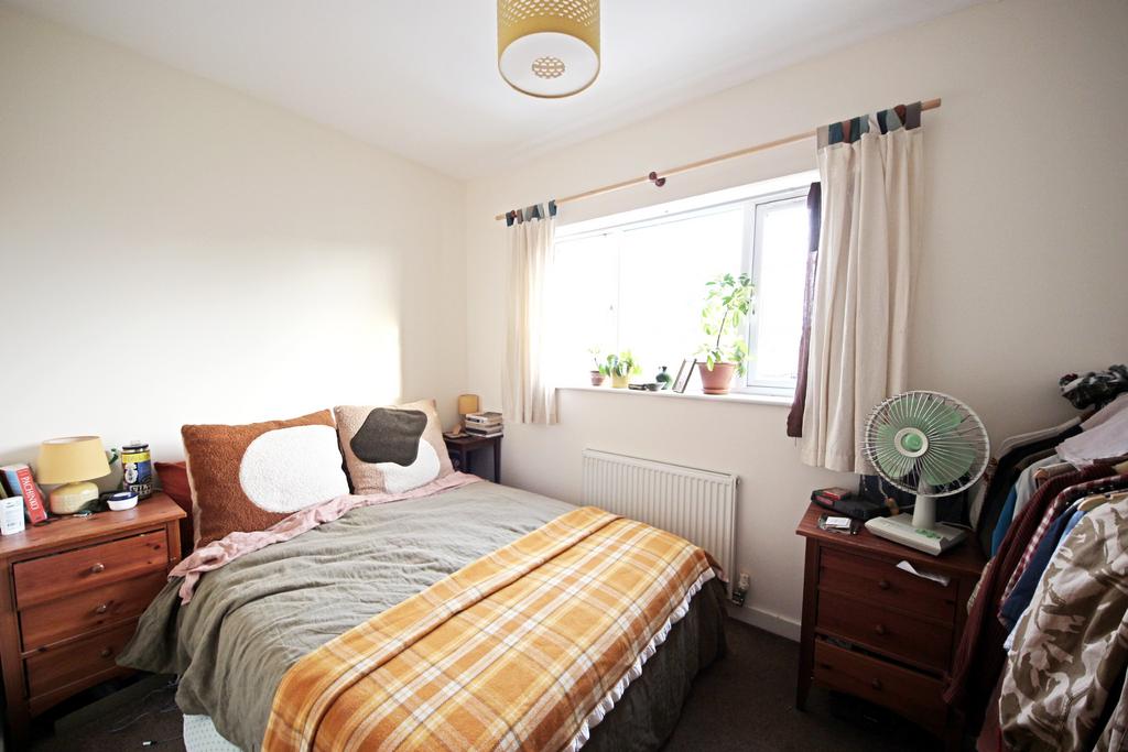 Bedroom 1a