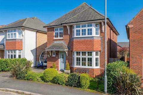 4 bedroom detached house for sale, Thetford Drive, Leyland