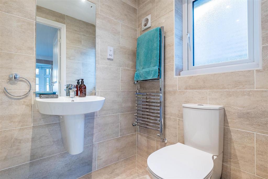 Ensuite