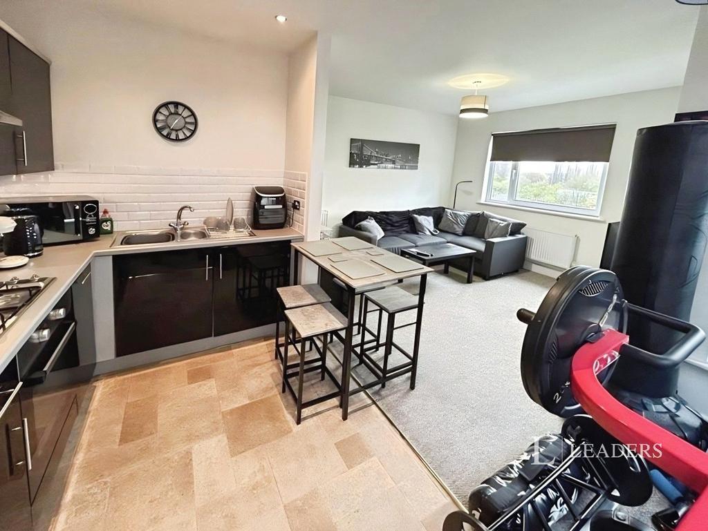 Kitchen/Living Room