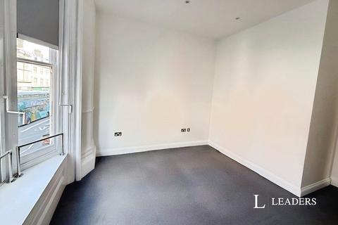 2 bedroom flat to rent, North Street, Brighton, East Sussex, BN1