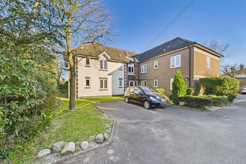 2 bedroom apartment to rent, South Bank, Chichester