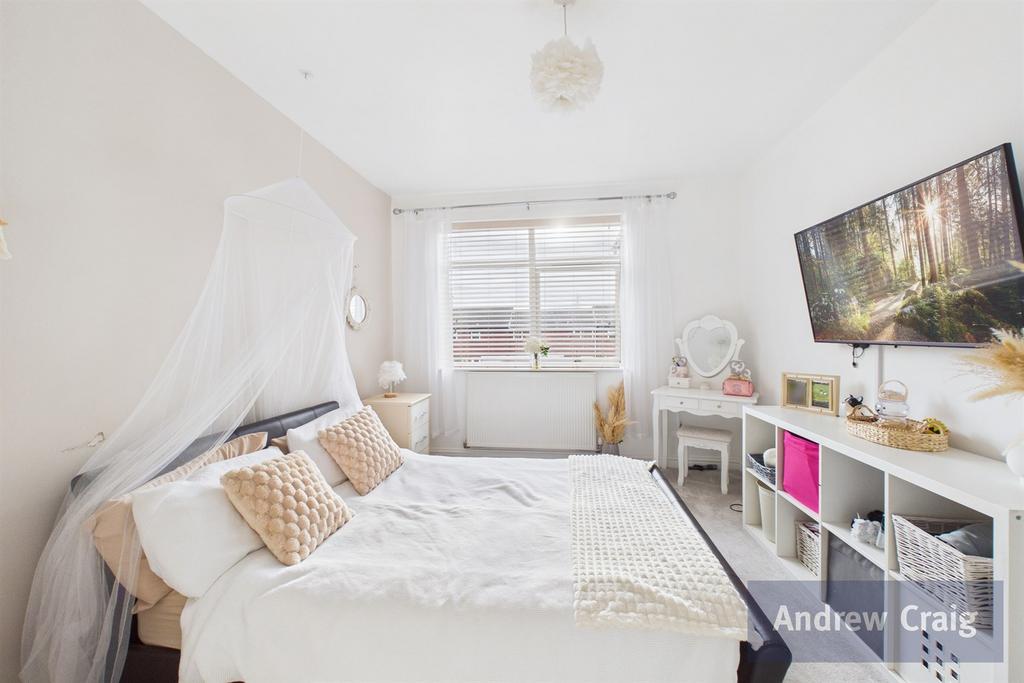 Rear Bedroom