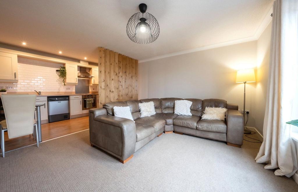 Living Room/Kitchen