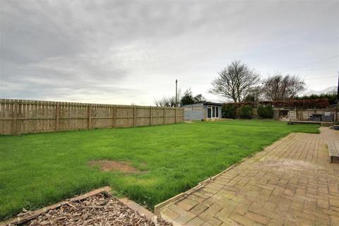 5 bedroom detached house for sale, Beverley Road, Hutton Cranswick
