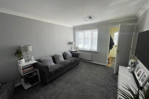 4 bedroom semi-detached house for sale, Tenby Road, Redcar, North Yorkshire, TS10