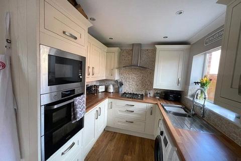 4 bedroom semi-detached house for sale, Tenby Road, Redcar, North Yorkshire, TS10