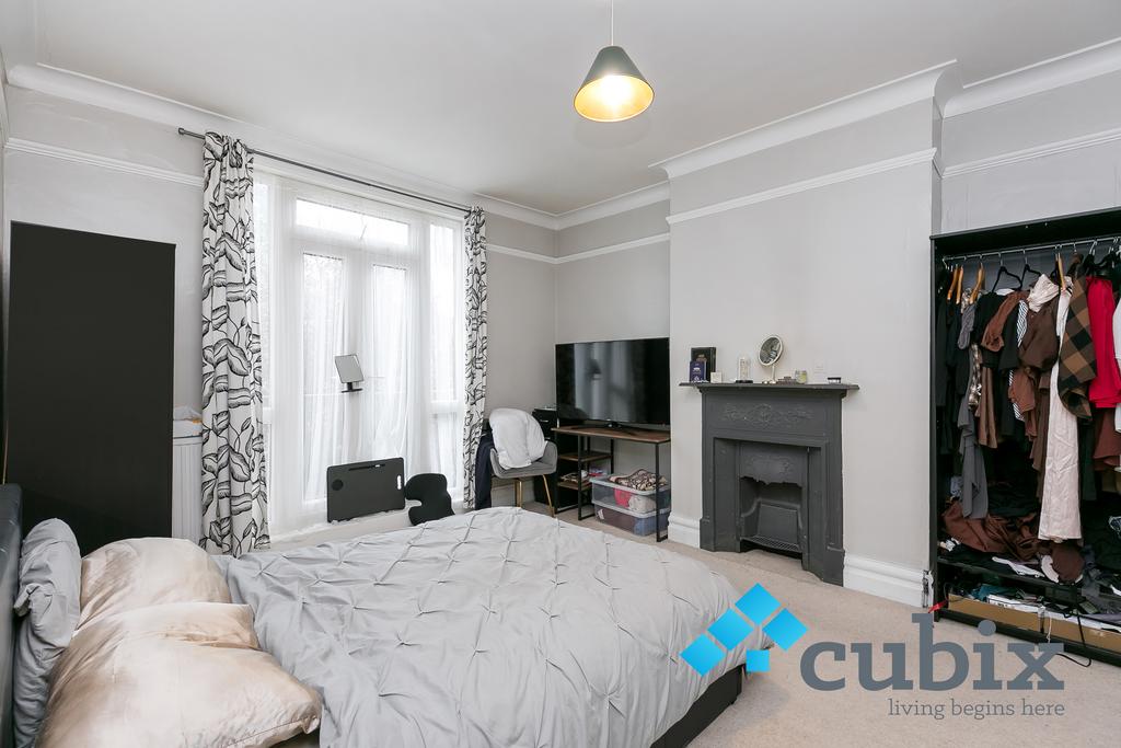 Bedroom, fireplace