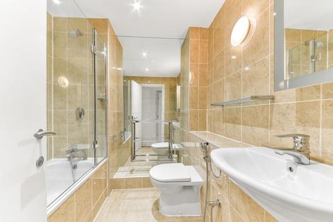 3 bedroom flat to rent, Dundee Wharf, Limehouse, London, E14