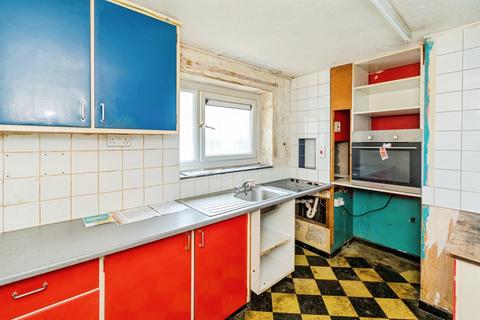 2 bedroom flat for sale, Summit Way, Southampton