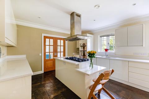 undefined, Churchfields Avenue, Weybridge, KT13