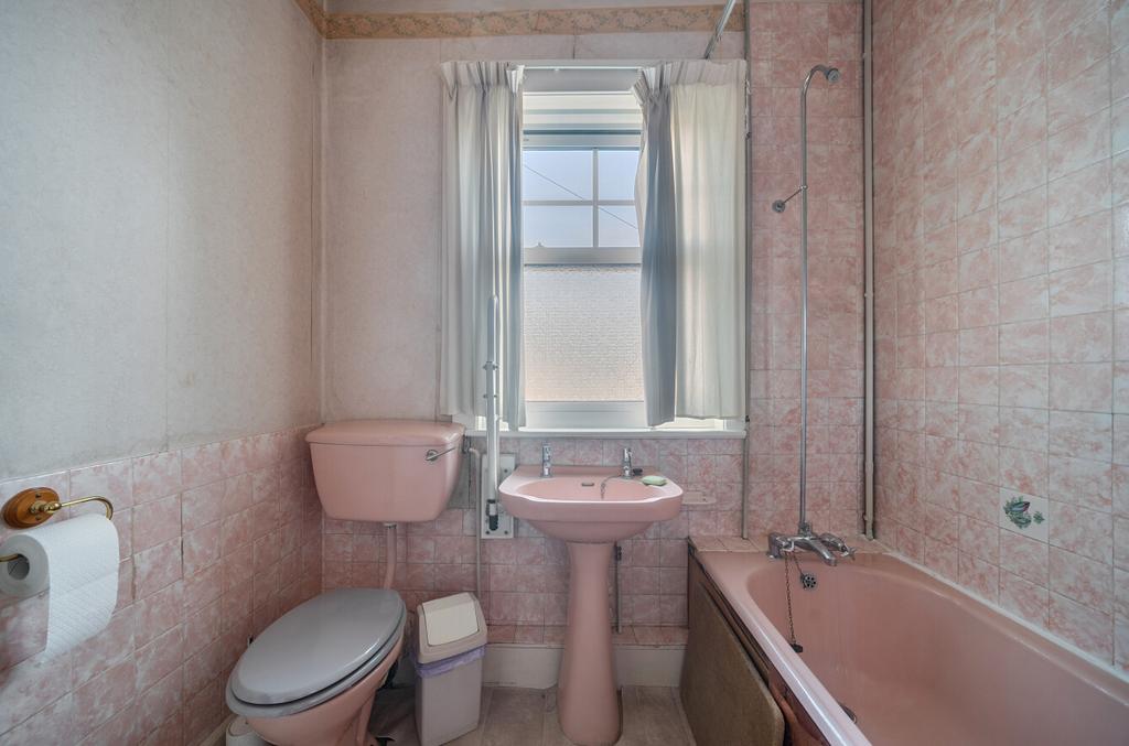 1433085-6-69bd97c...