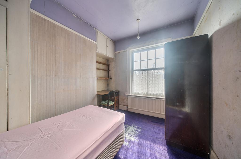 1433085-17-69bda3...