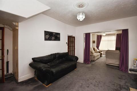 3 bedroom terraced house for sale, Albert Avenue, Hull