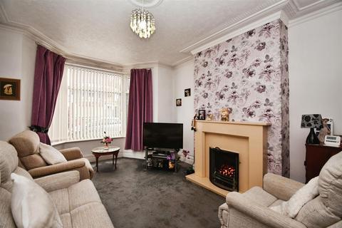3 bedroom terraced house for sale, Albert Avenue, Hull
