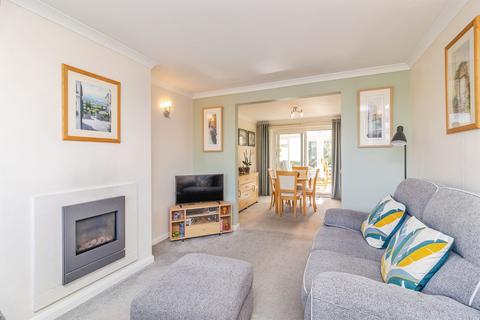 3 bedroom semi-detached house for sale, Carlton Close, Newport Pagnell