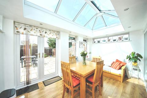 2 bedroom semi-detached bungalow for sale, Oakmere Drive, Wirral