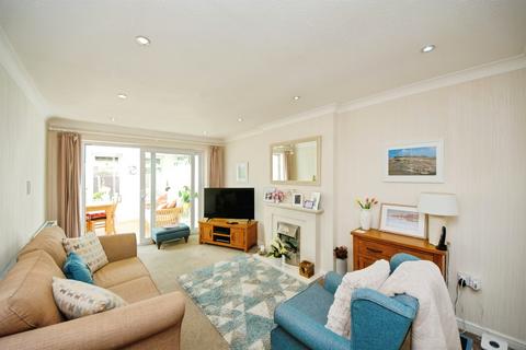 2 bedroom semi-detached bungalow for sale, Oakmere Drive, Wirral