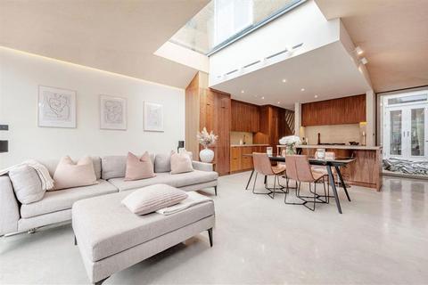 3 bedroom flat for sale, Shandon Road, London SW4