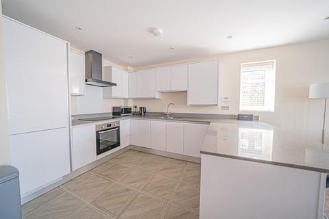 2 bedroom apartment for sale, Dove House Lane, Fairway View, B91
