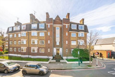 2 bedroom flat to rent, Frogmore, London SW18