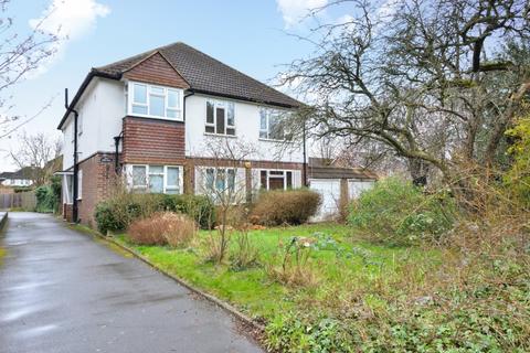 3 bedroom maisonette to rent, Albemarle Road, Beckenham, Kent, BR3