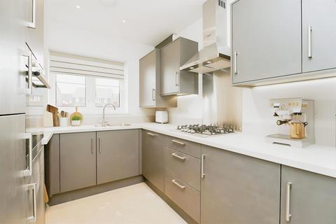 3 bedroom semi-detached house for sale, Buckenham Road, Attleborough