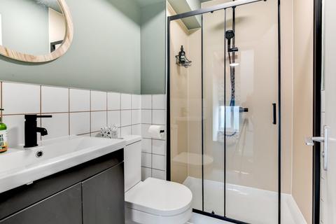 6 bedroom house to rent, Hogarth Walk, Bristol BS7