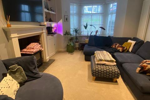 2 bedroom flat for sale, Cobham Street, Gravesend DA11