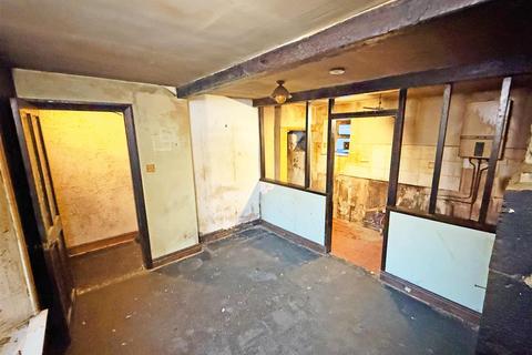 1 bedroom end of terrace house for sale, Miry Lane, Thongsbridge, HOLMFIRTH