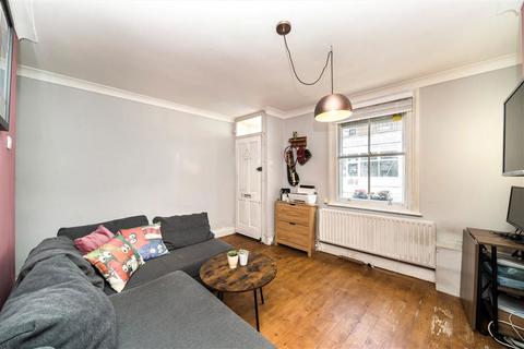 3 bedroom terraced house for sale, Plumbridge Street, London SE10