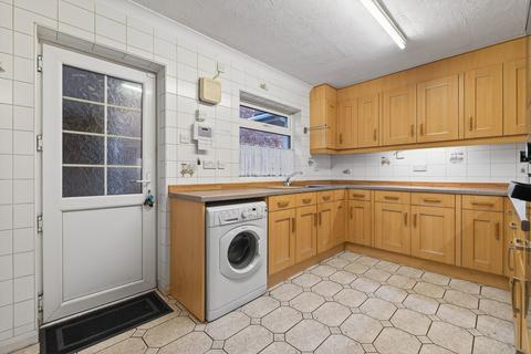 3 bedroom detached bungalow for sale, Hallwood Road, Kettering NN16