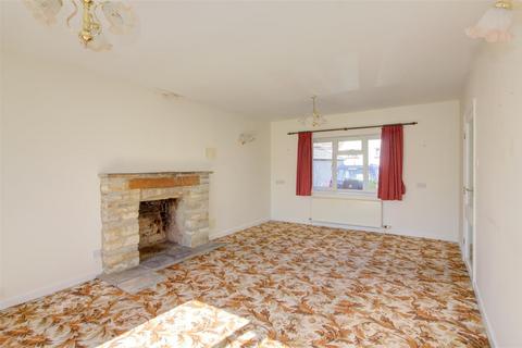 3 bedroom detached bungalow for sale, Pool Gastons Road, Malmesbury