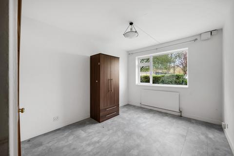 1 bedroom flat to rent, Winston Court, Bromley BR1