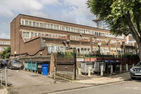 2 bedroom flat to rent, Hamilton Square, London SE1