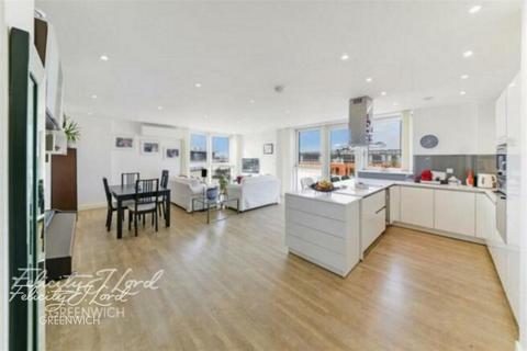 3 bedroom flat for sale, Cable Walk, Greenwich, SE10