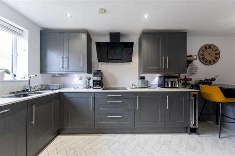 3 bedroom semi-detached house for sale, Sandstone Lane, Tarporley