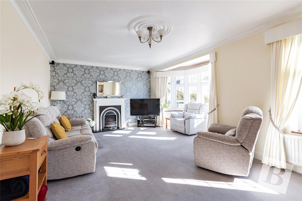 Front Lounge