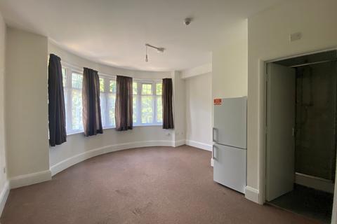 Studio to rent, Midanbury Lane, SOUTHAMPTON