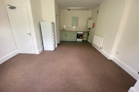 Studio to rent, Midanbury Lane, SOUTHAMPTON