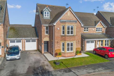 5 bedroom link detached house for sale, Honeysuckle Avenue, Warrington, WA5