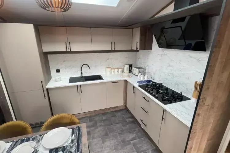 Regal Cranleigh Kitchen At Unity Beach Holiday Par