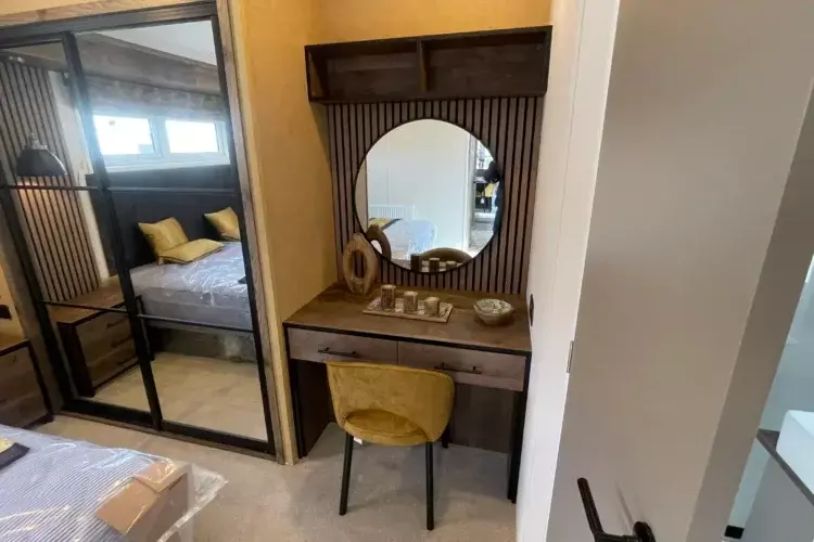 Regal Cranleigh Main Bedroom At Unity Beach Holida