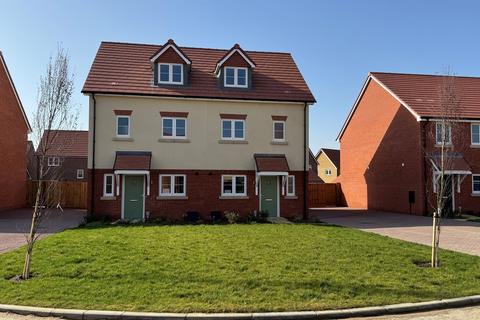3 bedroom semi-detached house for sale, Buckenham Road, Attleborough