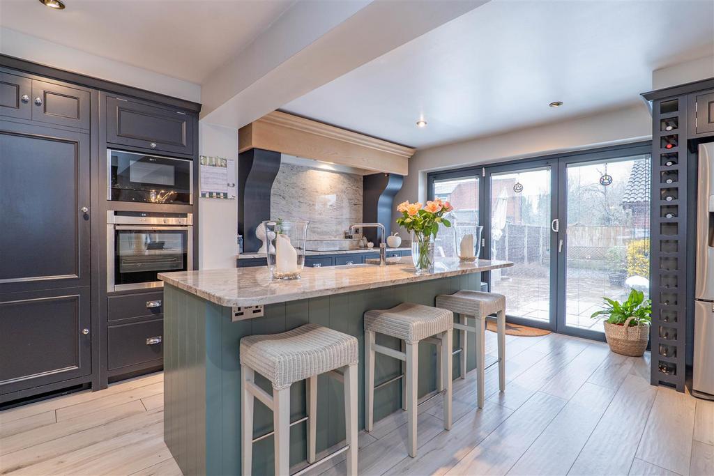 Kitchen/Breakfast/Dining Room