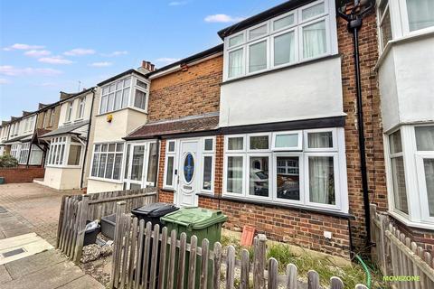 3 bedroom house to rent, Haywood Road, Bromley, BR2