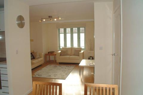 2 bedroom house to rent, St. Johns Court, Bridgnorth